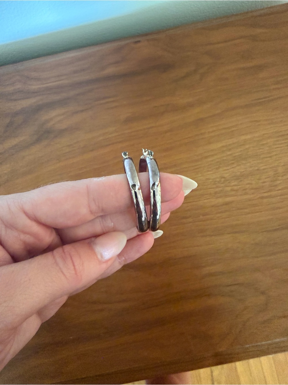Vintage Napier Silver Hoop Earrings - Picture 2 of 3